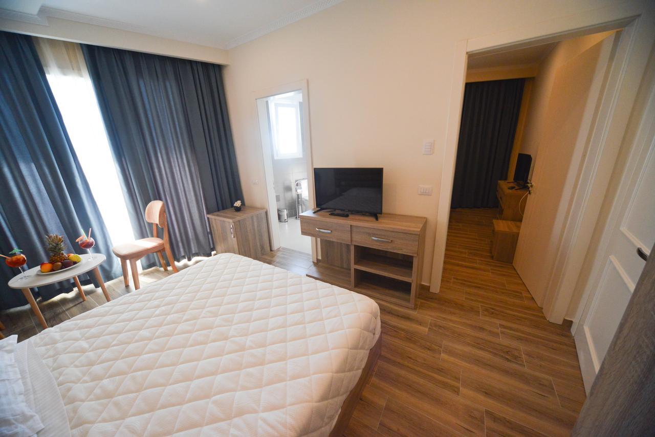 Hotel Elesio Голем Экстерьер фото