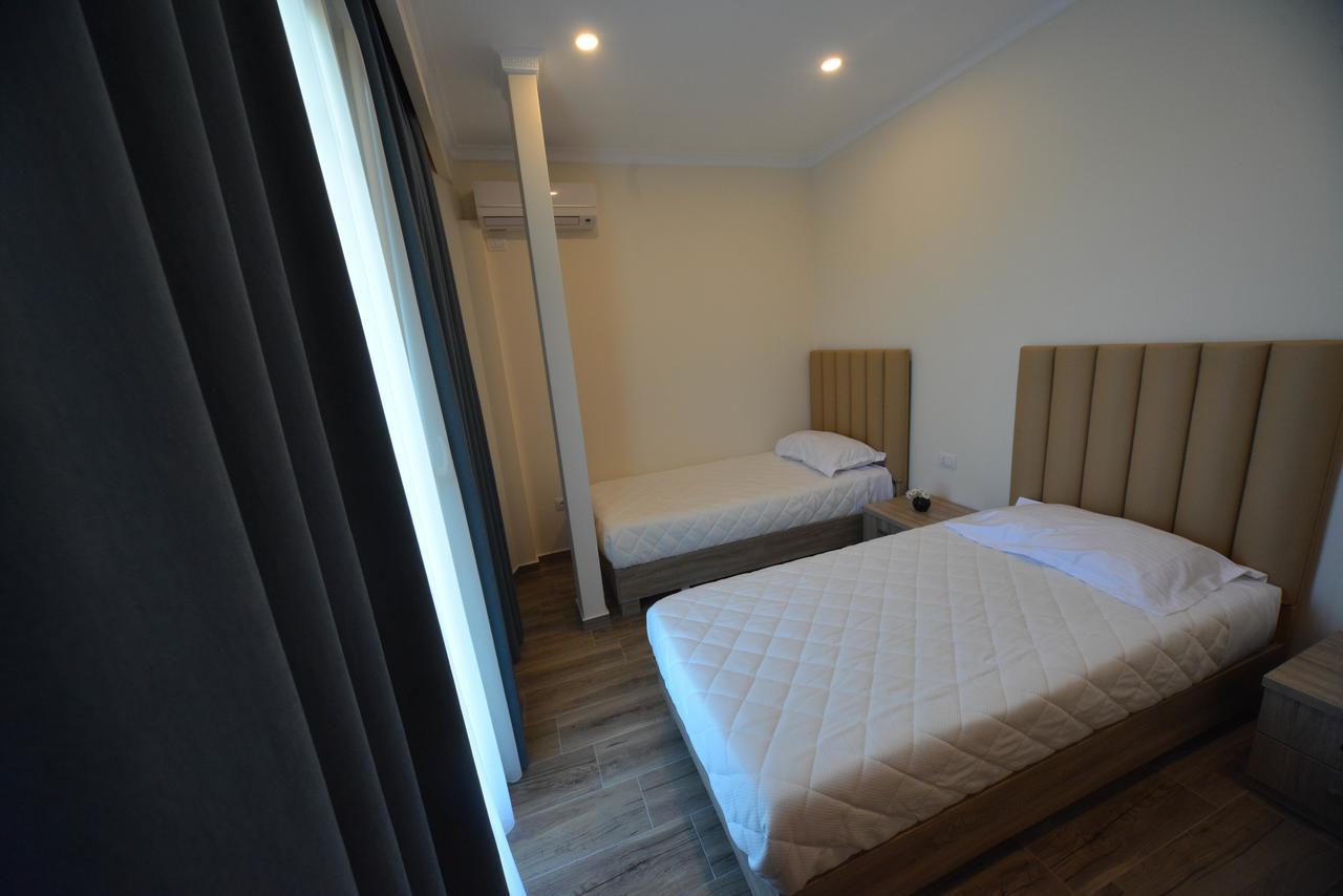Hotel Elesio Голем Экстерьер фото